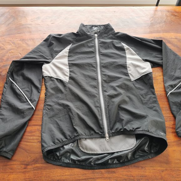 Women's Mountain Equipment Coop cycling jacket - Picture 1 of 8